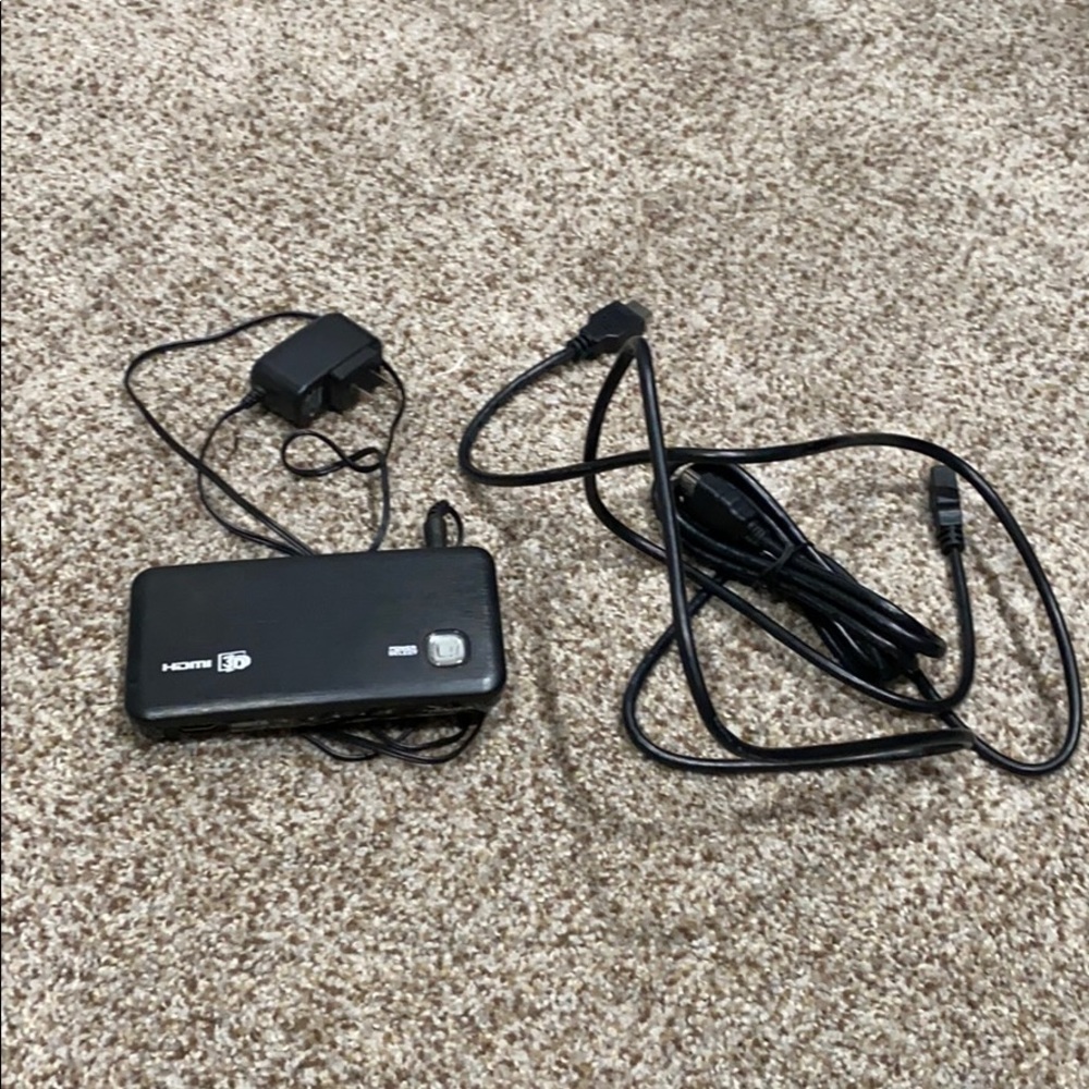 HDMI 4 port adapter